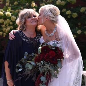 Meet your Posher, Joni